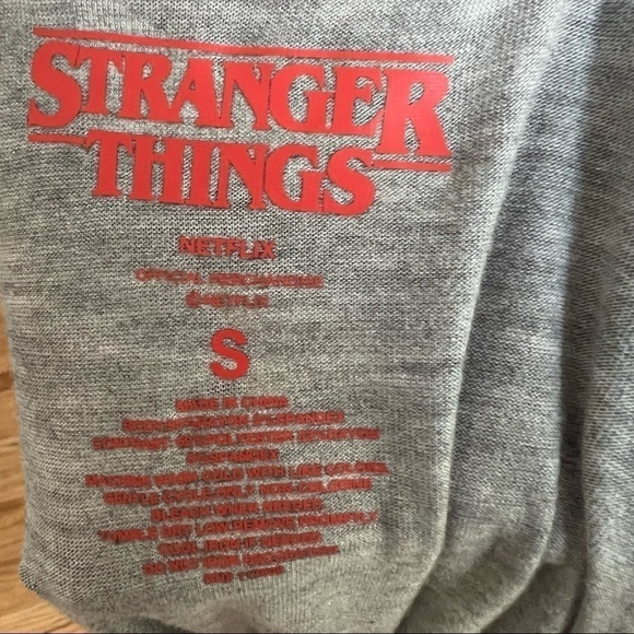NETFLIX Stranger Things Baseball Tee - Picture 5 of 5